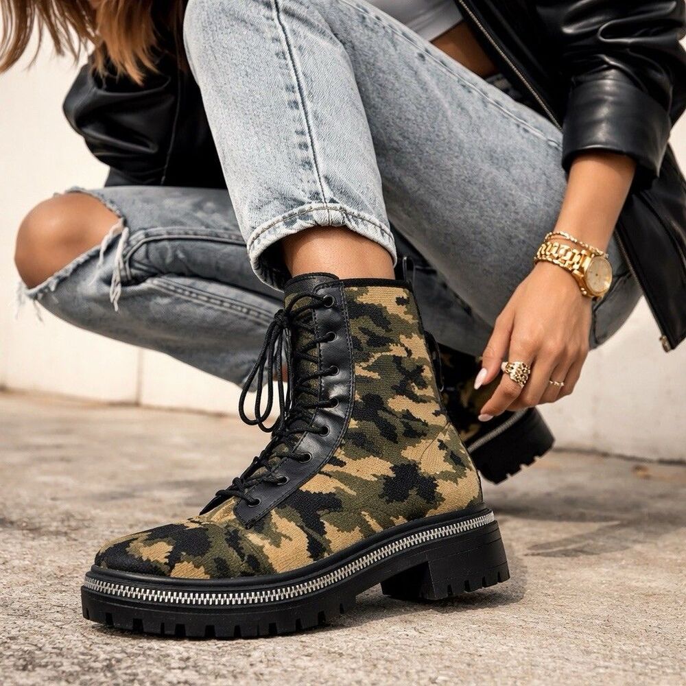 Alexis Bendel Camo Combat Boots Womens 8.5‎ Lug Sole Lace Up Chunky Ankle